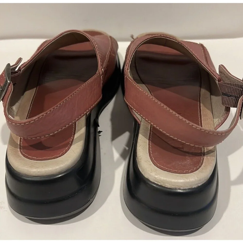 LL Bean Oaspi Sandals Brown 6.5 Medium - Picture 5 of 9